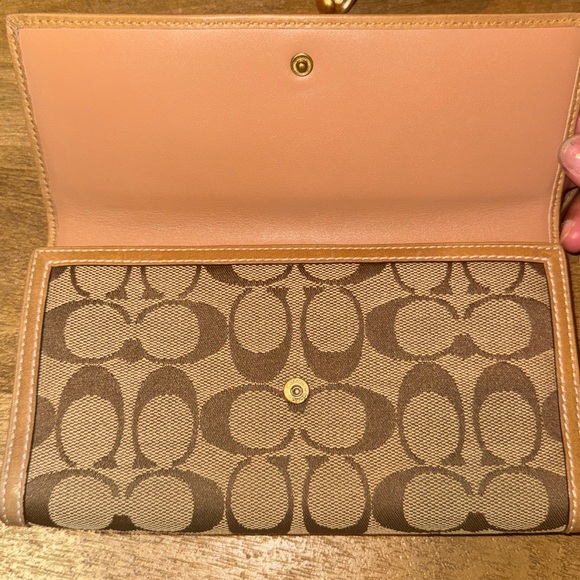 Vintage Coach Wallet - Picture 6 of 13